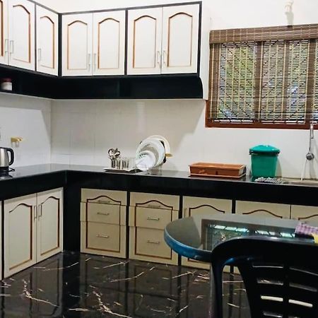 מניפלה Nature Crafts Homestay Retreat מראה חיצוני תמונה